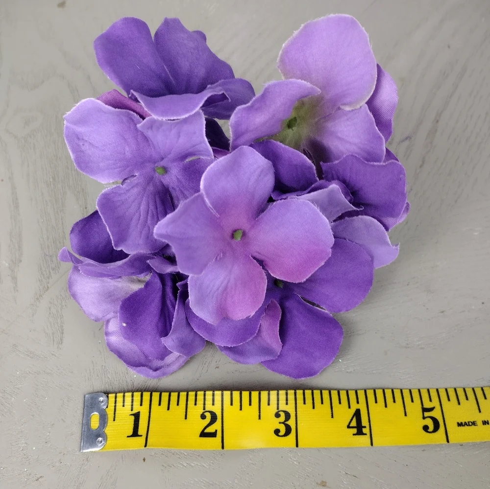 Purple Floral Accent